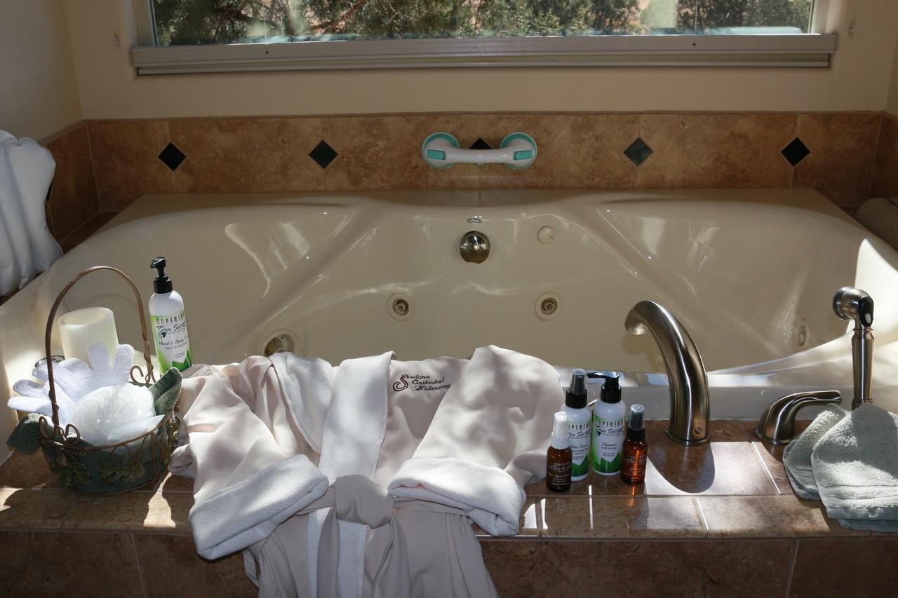 Sedona Cathedral Hideaway B&B And Casita Esterno foto